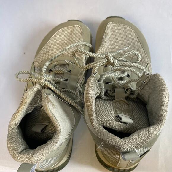 Altra Lone Peak Hiker Mid Hiking Boots Shoes 8.5 Khaki Foot Shape Zero Drop - Picture 5 of 5